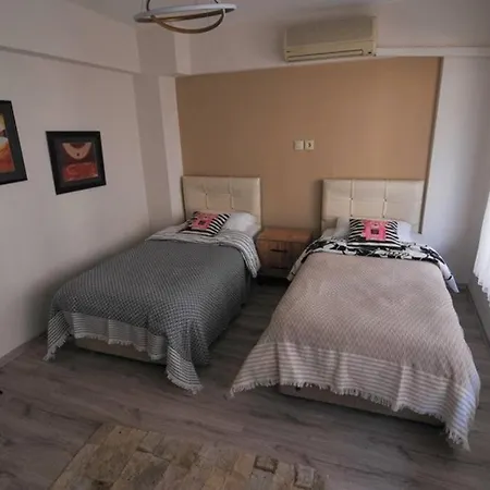 Happymodernhouse Konforlu Evimiz Μαρμαρίς